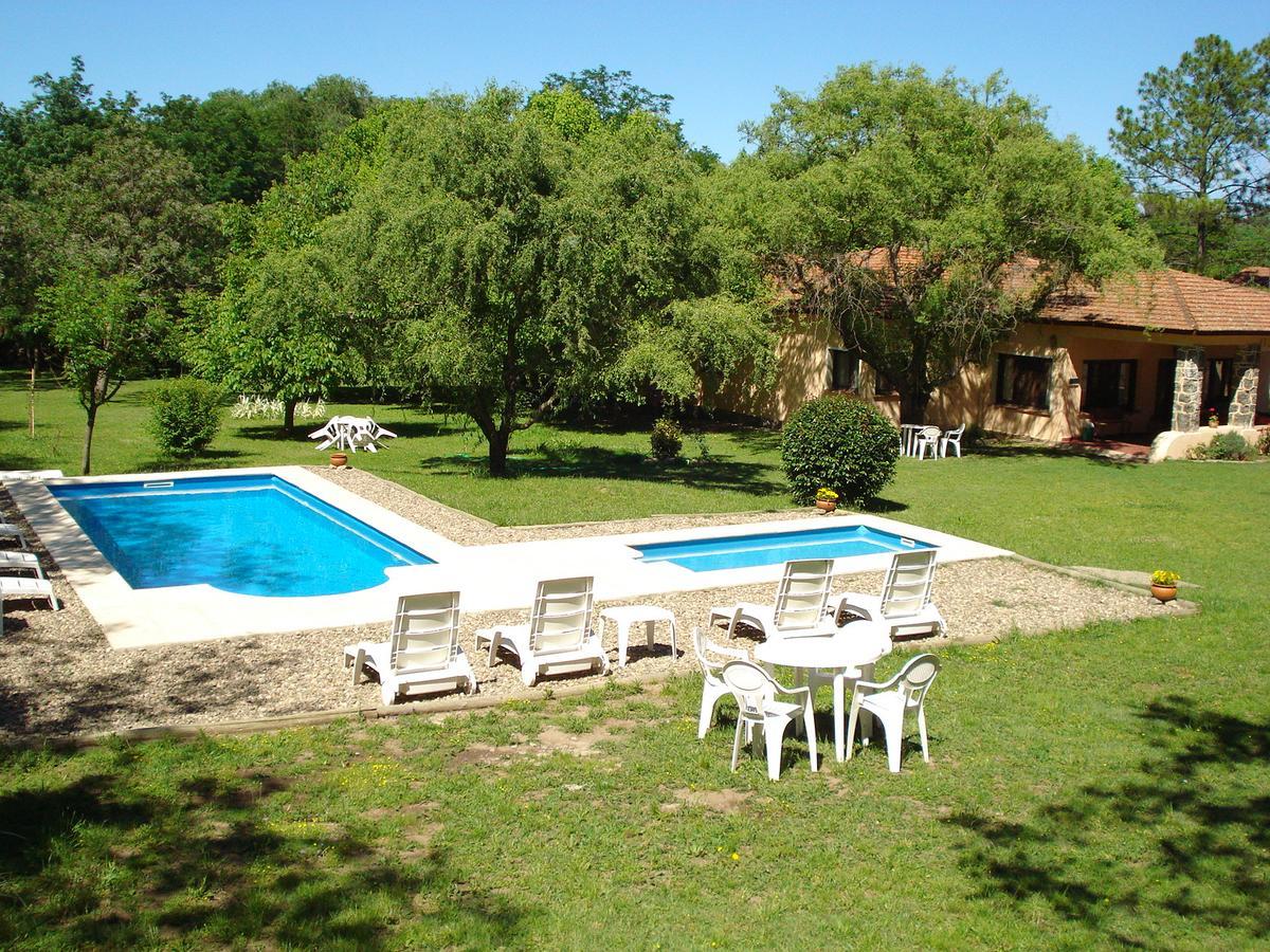 Las Acacias - Posada De Campo Villa General Belgrano Kültér fotó